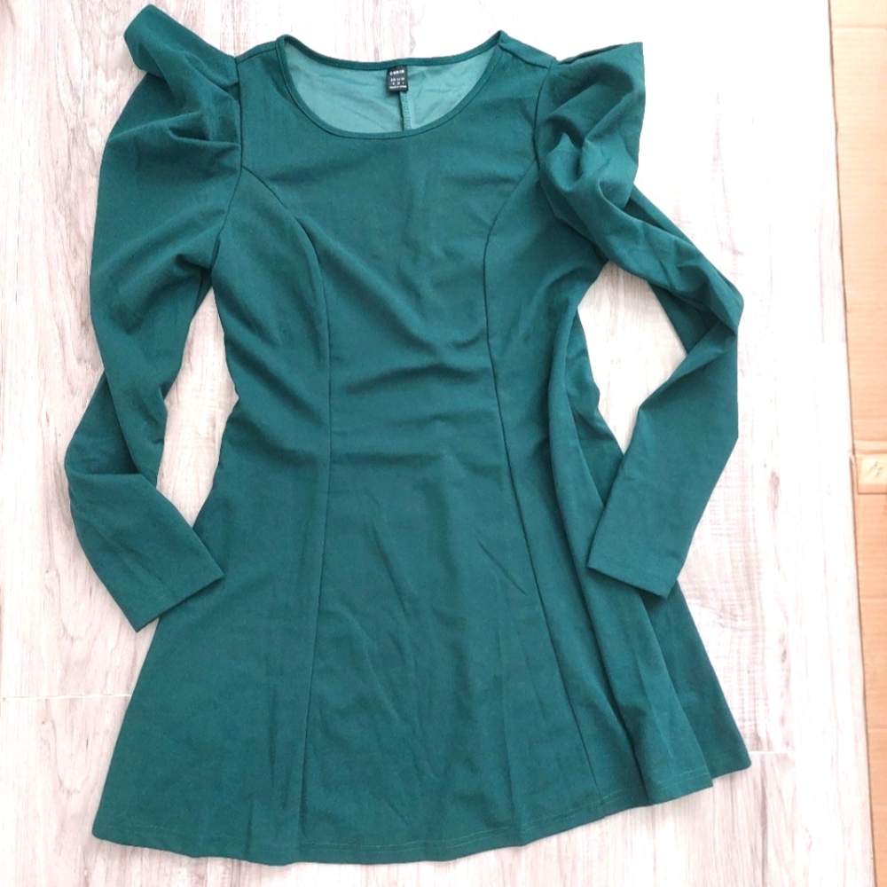 Elegant Green Dress